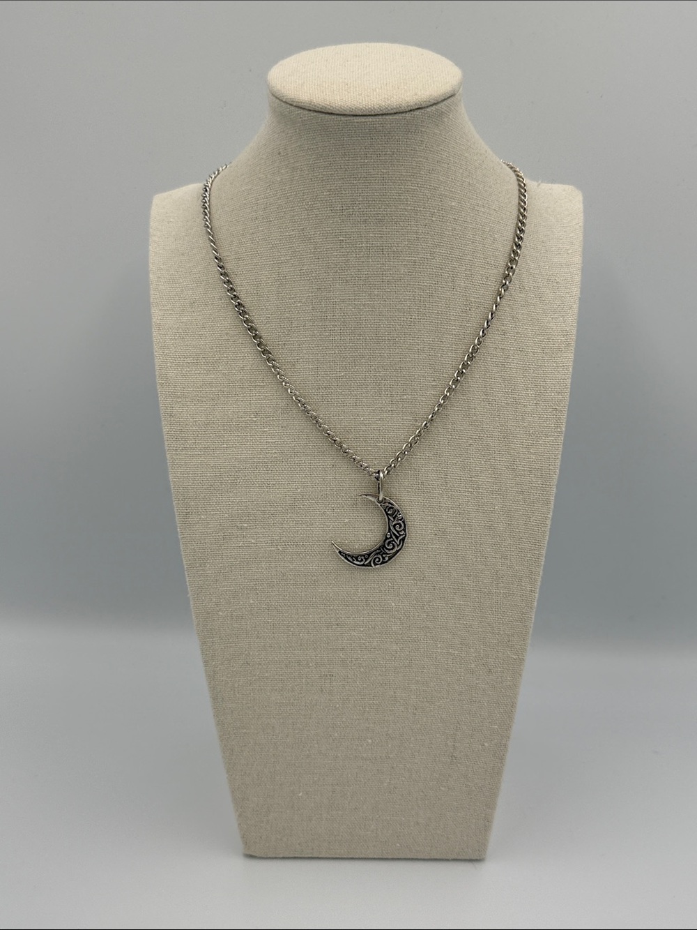 Ornate Crescent Moon Pendant Necklace